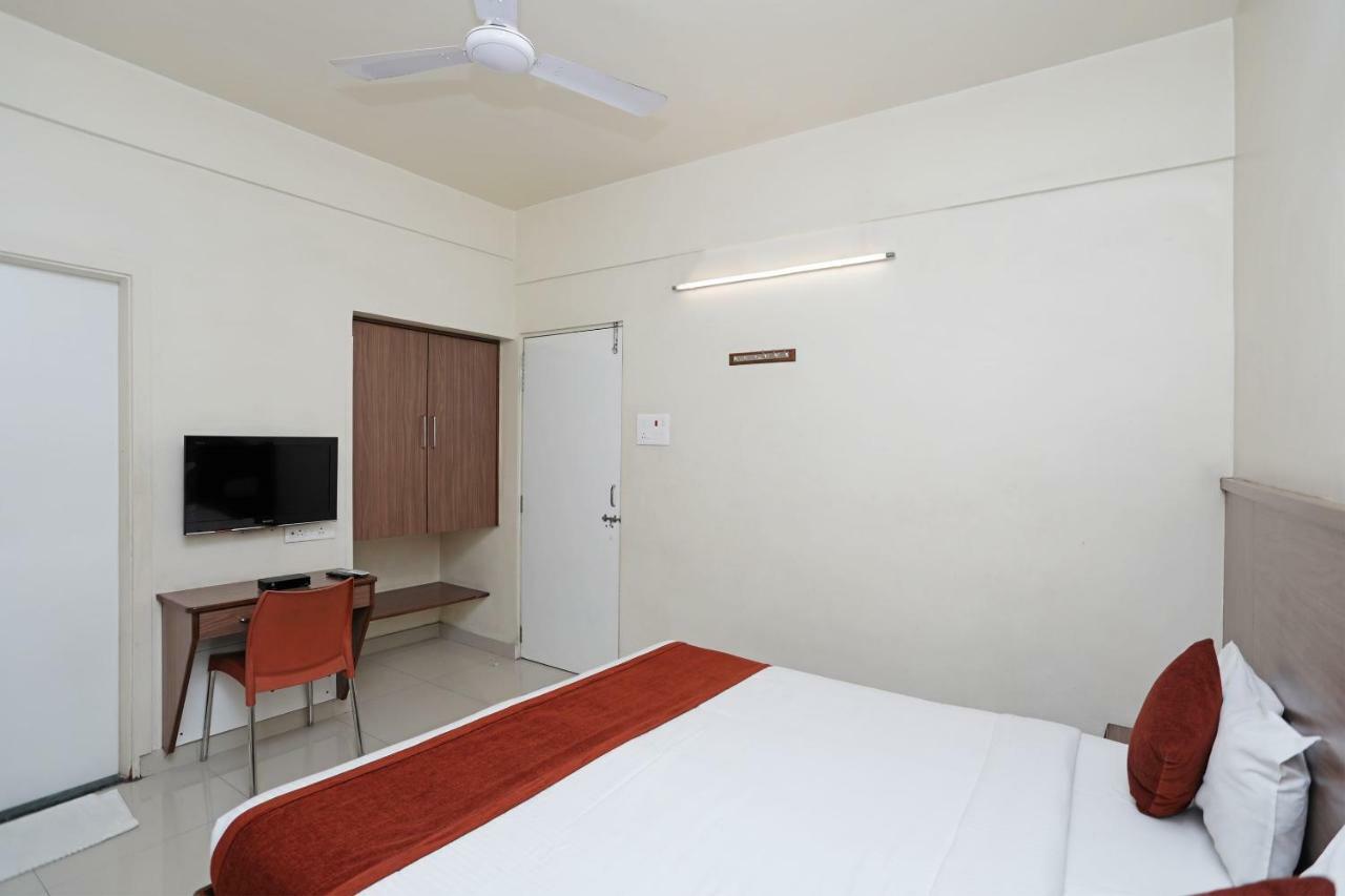 Oyo 4104 Surya Villa Πούνε Εξωτερικό φωτογραφία