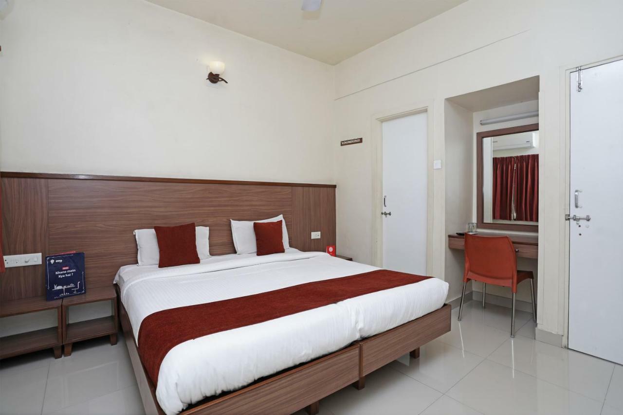 Oyo 4104 Surya Villa Πούνε Εξωτερικό φωτογραφία